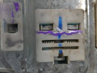 Podnośnik przód lewy Citroen C3 II 09-16 5d HB