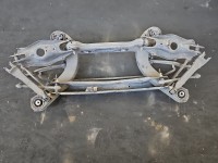 Tylna belka oś tył Mercedes W213 2.0 CDI