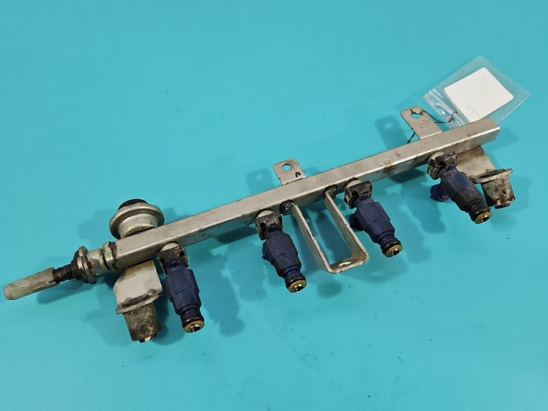 Wtryskiwacz Hyundai I10 I 35310-02900 1.1 wiel