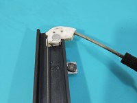 Podnośnik przód lewy Chevrolet Captiva 20872598 5d HB