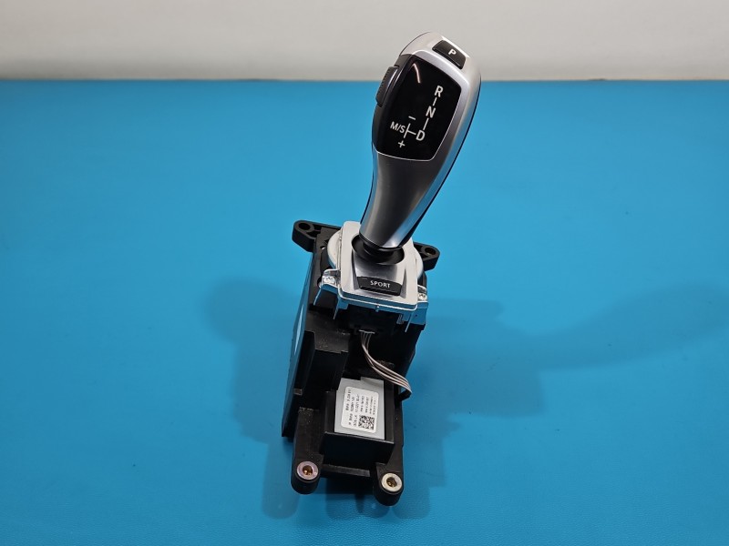 DŹWIGNIA LEWAREK WYBIERAK LINKI BMW X6 E71 3.0d