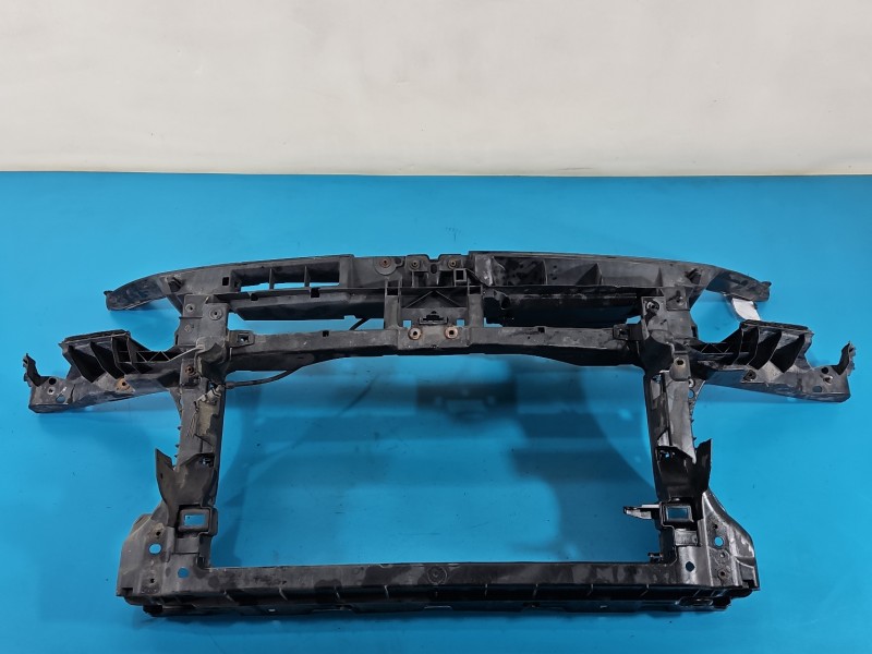 WZMOCNIENIE CZOŁOWE Pas przedni Vw Golf plus 5M0805588