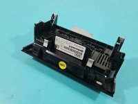 Konsola panel nawiewu Audi Q3 8U0820043E, A2C80279700