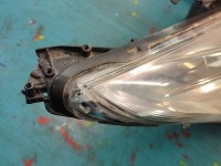 Reflektor prawy lampa przód Peugeot 5008 EUROPA