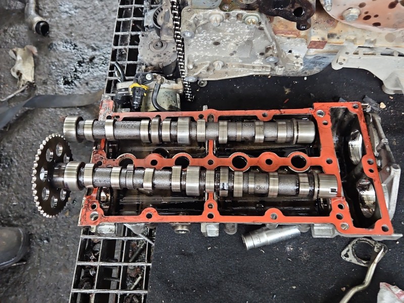 Głowica Opel Meriva B 55206388 1.3 cdti