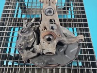 Zwrotnica prawa piasta przód 2.0 tdi Skoda Octavia IV