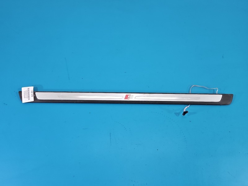 Listwa dekor deski Audi A5 F5 8W6947418A Europejska, Progu prawa