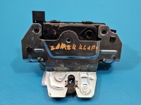 Zamek klapy tył 495058724, 13117285 Opel Astra III H kombi Producent części: OPEL, 3PIN, Brak osłony plastikowej, KOMBI