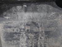 Zderzak przód przedni Vw Passat B6 LC8Z