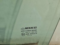 Szyba drzwi przód lewa Renault Megane III kombi