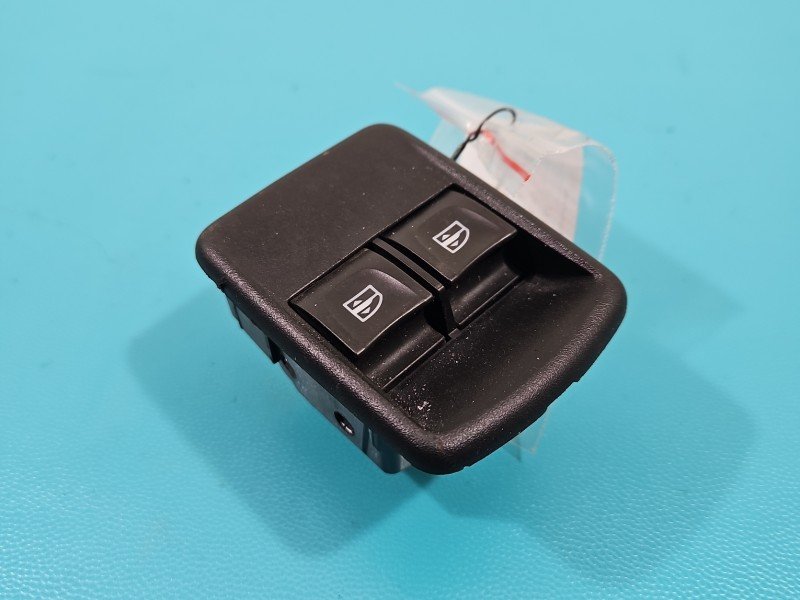 Przełącznik szyb Renault Trafic III 254112588R EU