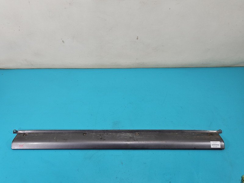 Listwa progowa prawa PRÓG NAKŁADKA Hyundai Terracan 87782-H1500