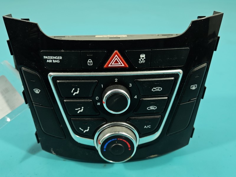Konsola panel nawiewu Hyundai I30 II 12-16 97250-A6040GU