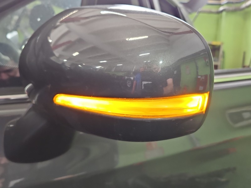 Lusterko lewe Suzuki Sx4 S-Cross 13-21 elektryczny, Europejska, składane elektrycznie rysa na obudowie, pekniety...