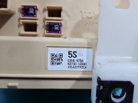 Skrzynka bezpieczników Toyota Auris II 89221-02480