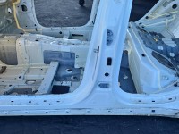 Próg lewy SŁUPEK ŚRODKOWY B Kia Stinger HB 5d SNOW WHITE PEARL