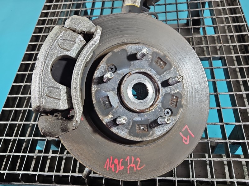 Zwrotnica lewa piasta przód 1.6 16V Hyundai Elantra VI 15-20