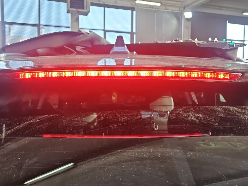 TRZECIE ŚWIATŁO STOP STOPU Kia Niro I 16-22 HB