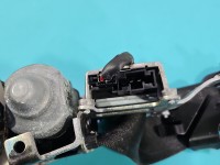 Pas bezpieczeństwa przód prawy pasażera Mercedes W204 615275000