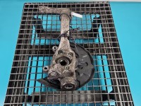 Zwrotnica lewa piasta przód 1.9 tdi Audi A4 B6