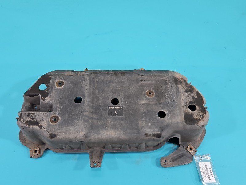Osłona ZAŚLEPKA PLASTIK Ford Mustang V 04-14 28137042