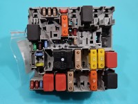 Skrzynka bezpieczników Fiat Grande Punto 13687866