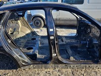 Próg prawy SŁUPEK ŚRODKOWY B BMW X6 E71 HB 5d czarny black sapphire metallic 475/9