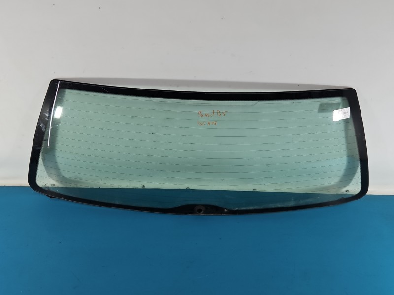 Szyba tylna KLAPY BAGAŻNIKA TYŁ Vw Passat B5 kombi