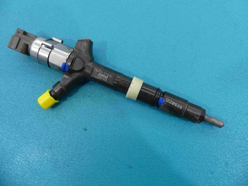 TESTOWANY Wtryskiwacz Toyota Avensis I T22 23670-27010 2.0 D4D