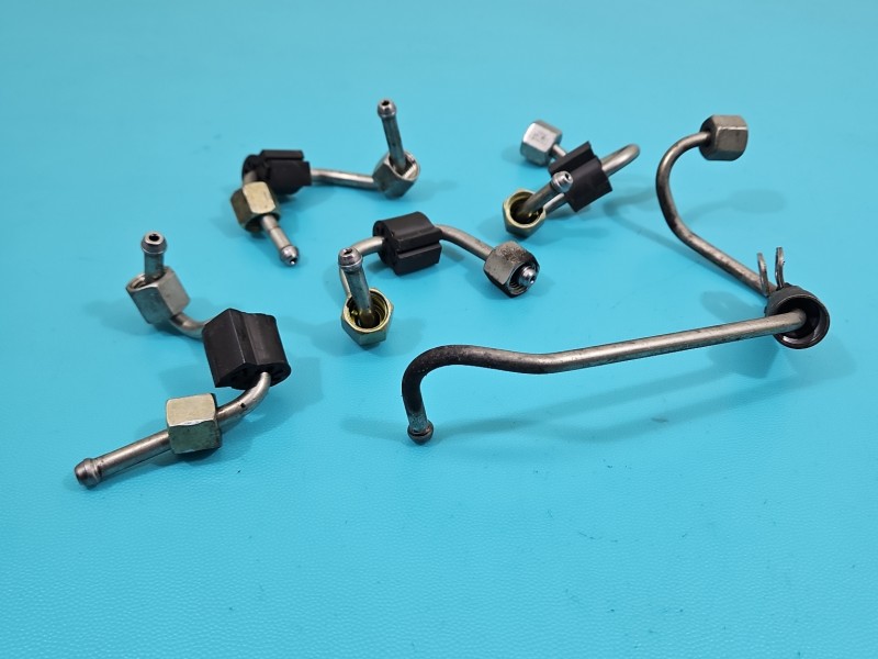 RURKI Przewód paliwowy Seat Leon III 12- 2.0 tdi (Crmb) RURKI Przewód paliwowy Seat Leon III 12- 2.0 tdi (Crmb)