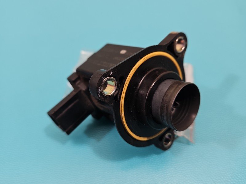 Zawór turbiny Nissan Qashqai II J11 13-21 144839204R 1.2 T