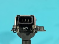 Cewka zapłonowa Audi A8 D2 058905105 4.2 V8 Producent części: Audi, Europejska, 4szt. Uszkodzona osłona gumowa