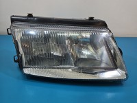 Reflektor prawy lampa przód Vw Passat B5 EUROPA