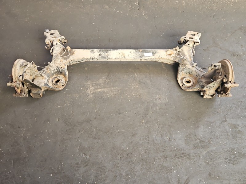 Tylna belka oś tył Fiat Bravo II 1.4 T