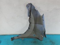 Błotnik przód prawy Toyota Corolla Verso II 8S1