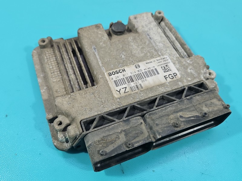 Komputer Sterownik silnika 0281011914, 55193968 Opel Vectra C 1.9 cdti