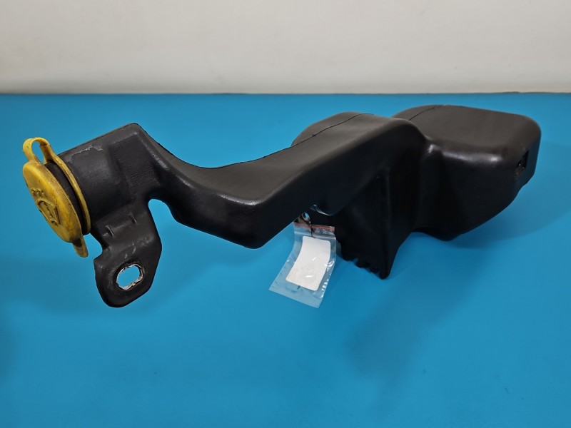 Zbiornik Zbiorniczek płynu spryskiwacza Opel Astra III H