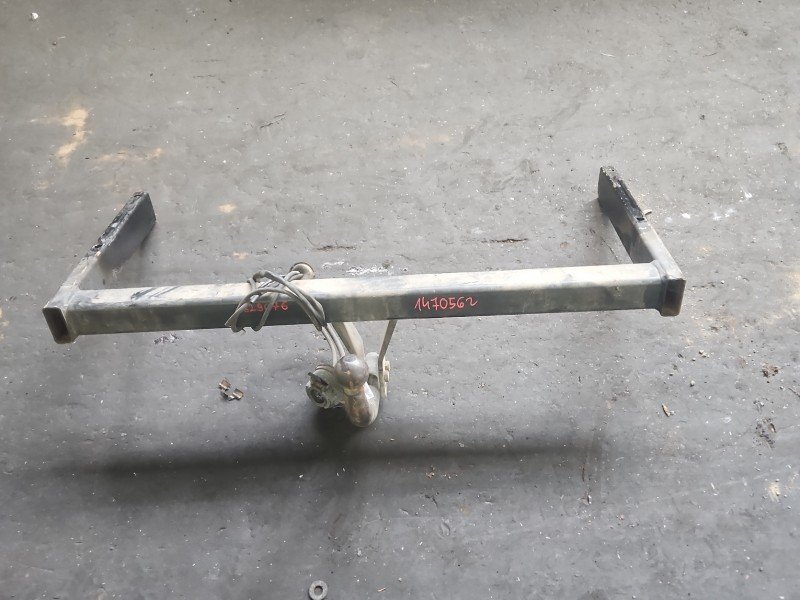 Hak holowniczy Vw Passat B5 Hak holowniczy Vw Passat B5