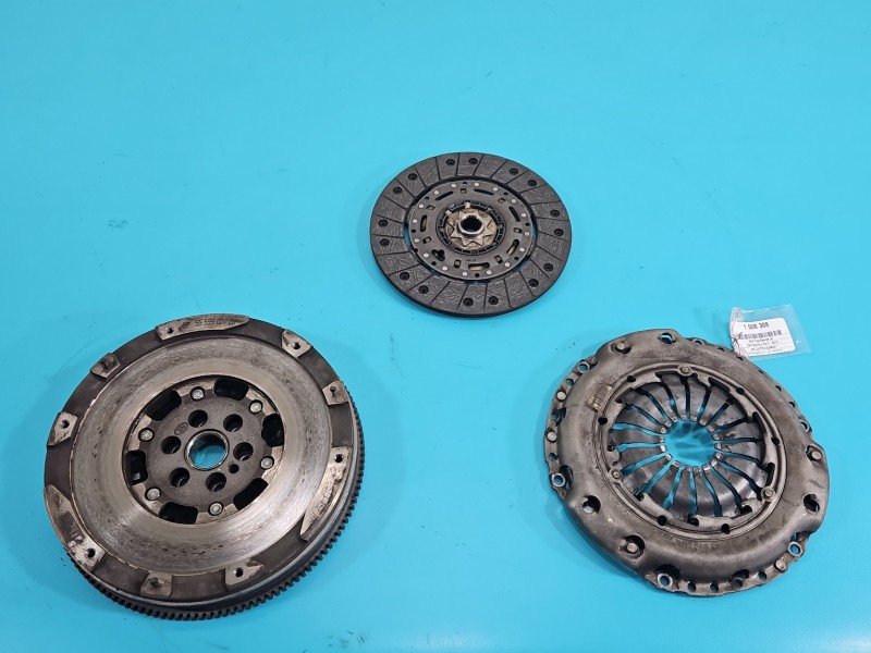 Dwumasa Koło dwumasowe Opel Mokka A 55599020CB 1.4 T