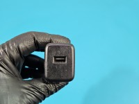 Gniazdo USB Opel Grandland 13596807