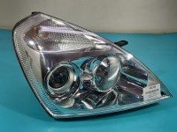 Reflektor prawy lampa przód Kia Carnival II 05-14 EUROPA