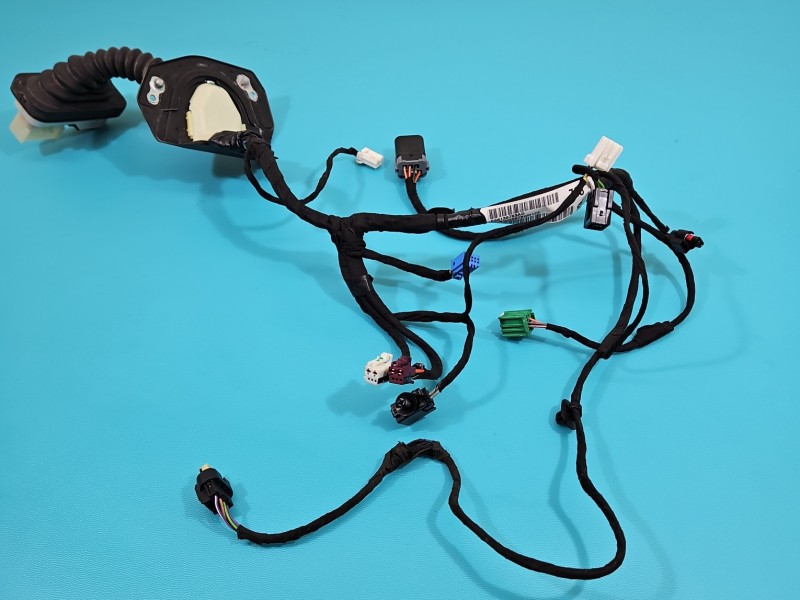 Instalacja Wiązka drzwi przód prawych Jeep Grand Cherokee IV WK2 P68136763AD