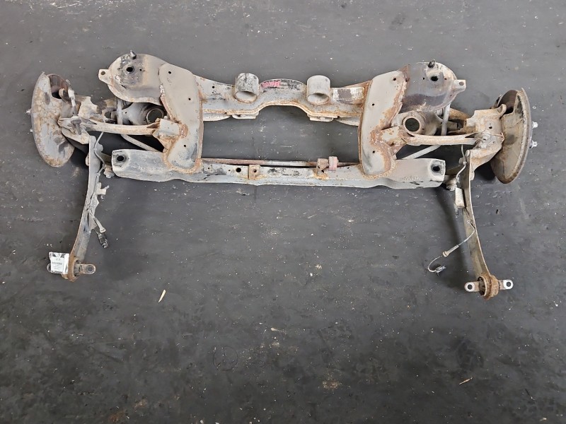 Tylna belka oś tył Ford Kuga Mk1 08-13 2.0 tdci