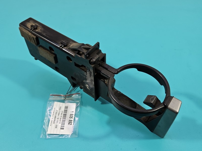 Uchwyt na napoje kubek CUP HOLDER Subaru Forester II SG