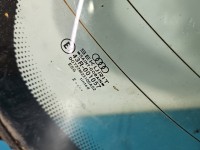 Szyba tylna KLAPY BAGAŻNIKA TYŁ Audi 80 B4 sedan