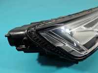 Reflektor prawy lampa przód Audi A4 B9 EUROPA