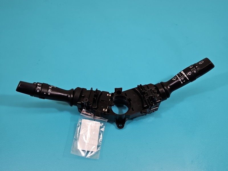 Przełącznik zespolony Hyundai I30 II 12-16 3753MA-2210