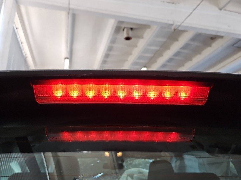 TRZECIE ŚWIATŁO STOP STOPU Toyota Rav4 IV