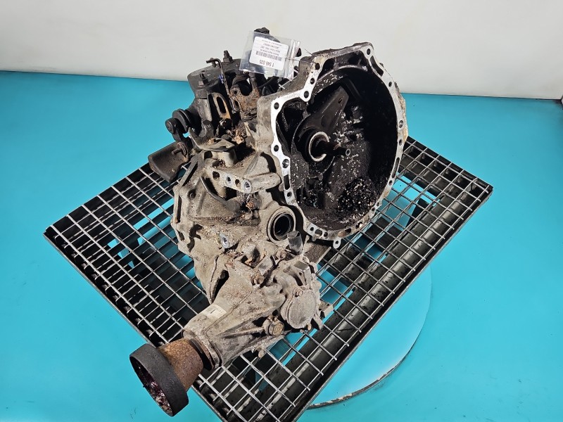 Skrzynia biegów mazda Tribute I 00-07 2.0 16V