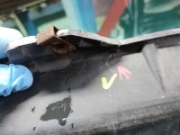 Osłona ZAŚLEPKA PLASTIK Ford Mustang V 04-14 28137042